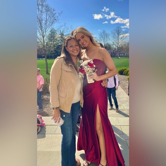 Sherri hill 56198 reddish maroon prom dress size 4 - Picture 2 of 2